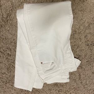 Womens Old navy white jeans size 2